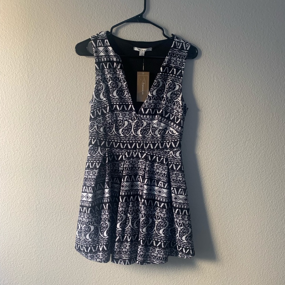 Francesca's Miami Black and White Plunge Neck Dress
